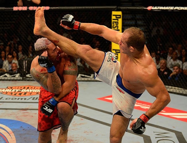 Mark Hunt Back in the Hospital Over a Failed Skin Graft